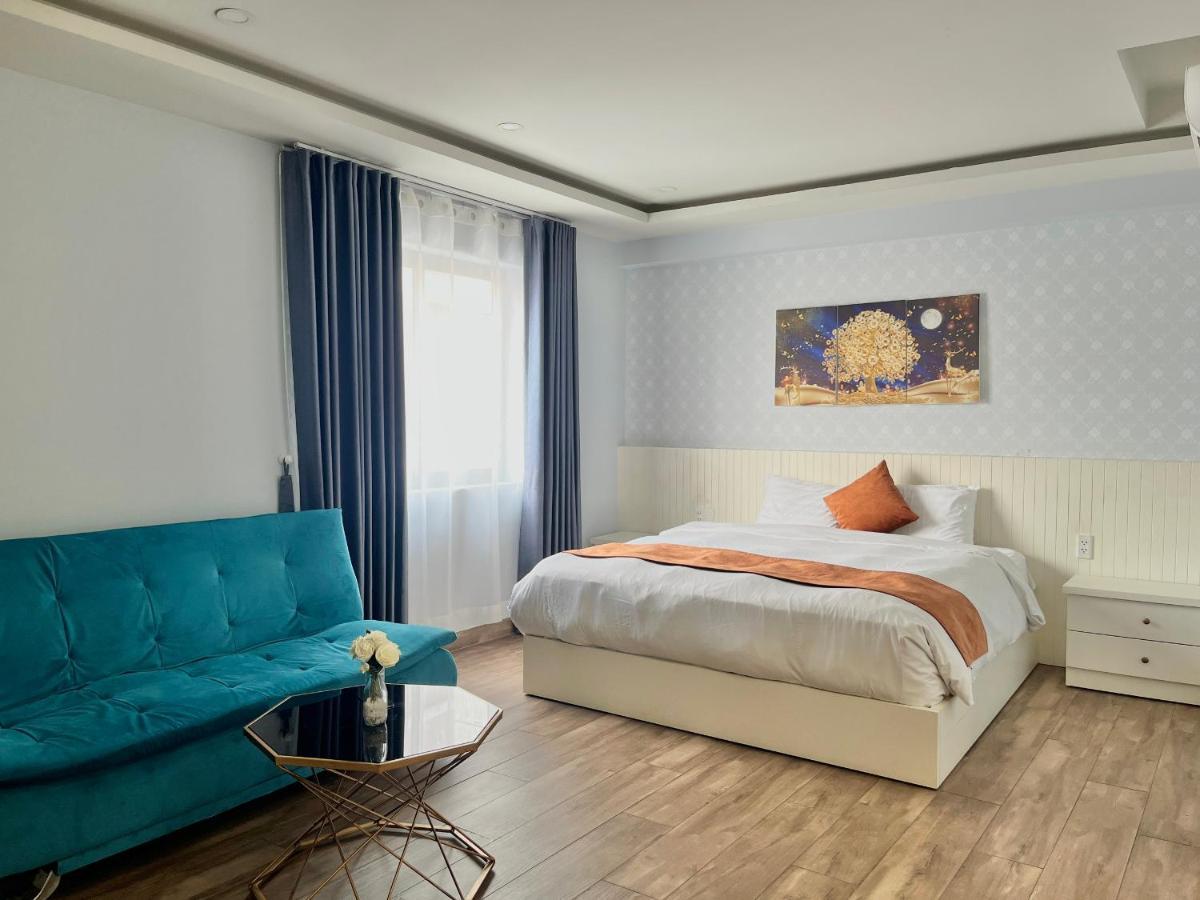 Ballantine Hotel Ho Chi Minh City Exterior photo